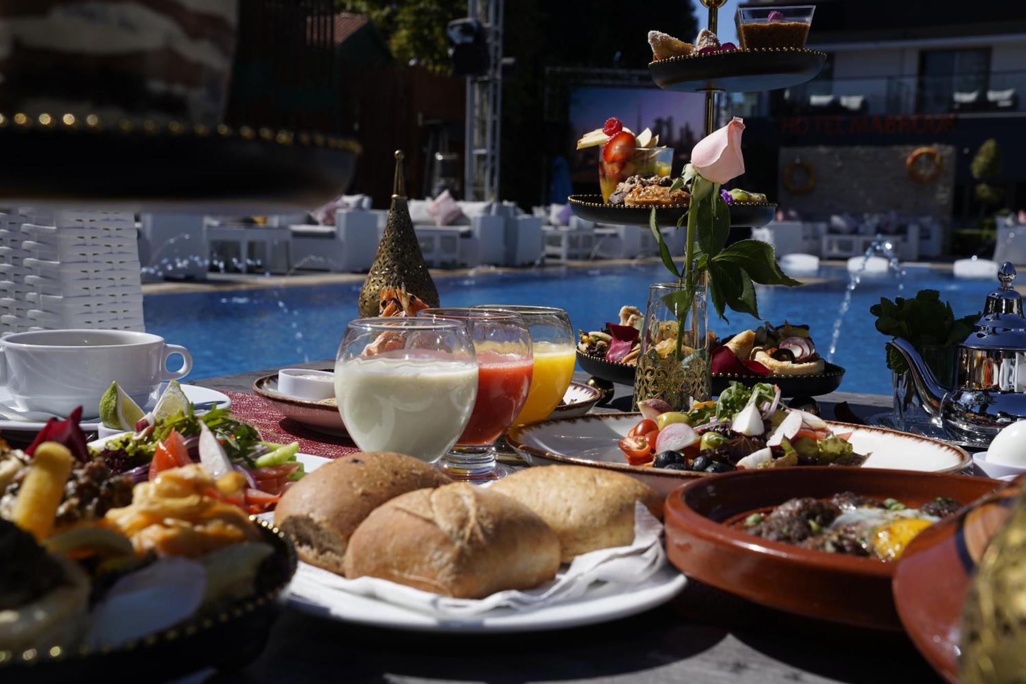 Mabrouk Hotel And Suites- Adult Only Agadir Luaran gambar